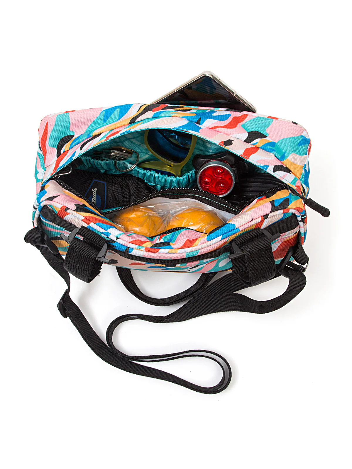 Domino Bicycle Handlebar Bag - Image 25