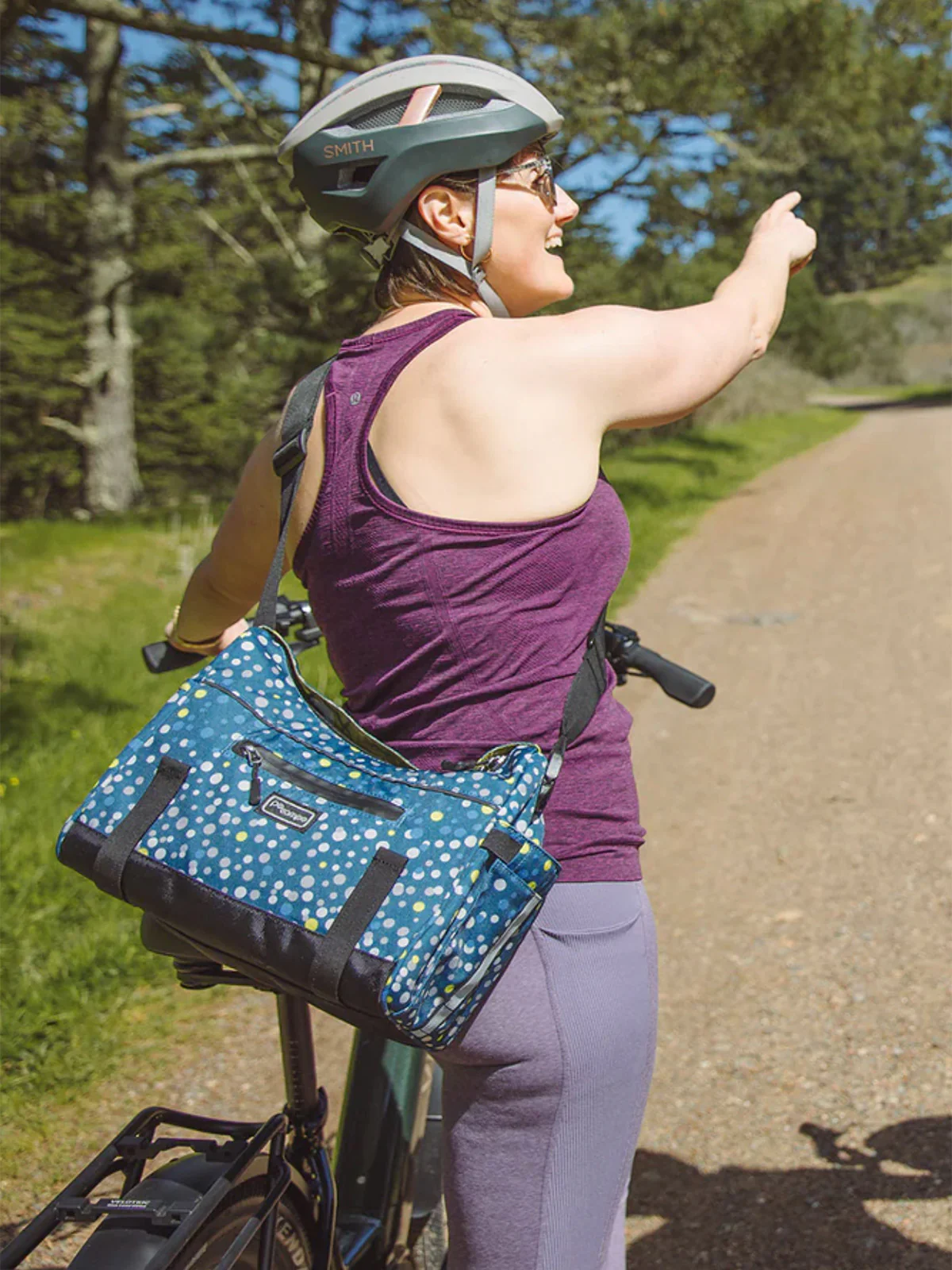 Katy Trunk Bike Bag - Image 11