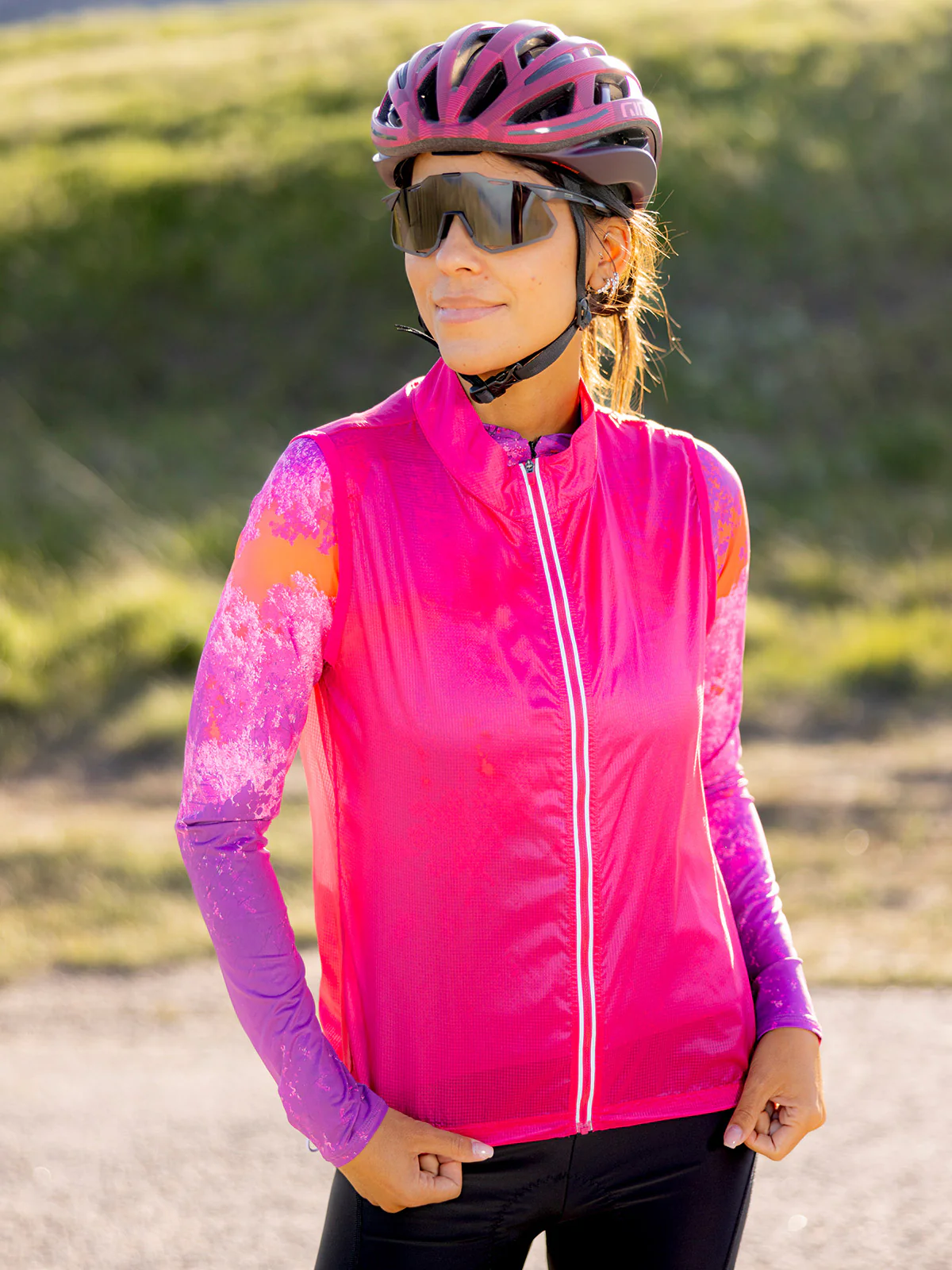 Mistral Packable Bike Vest - Image 9